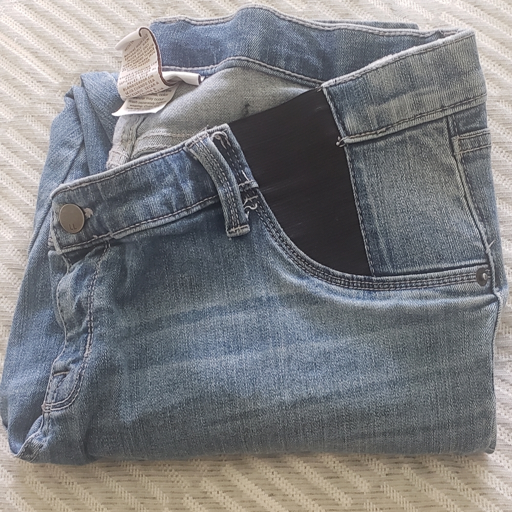 Jeans - Picture 3 of 4